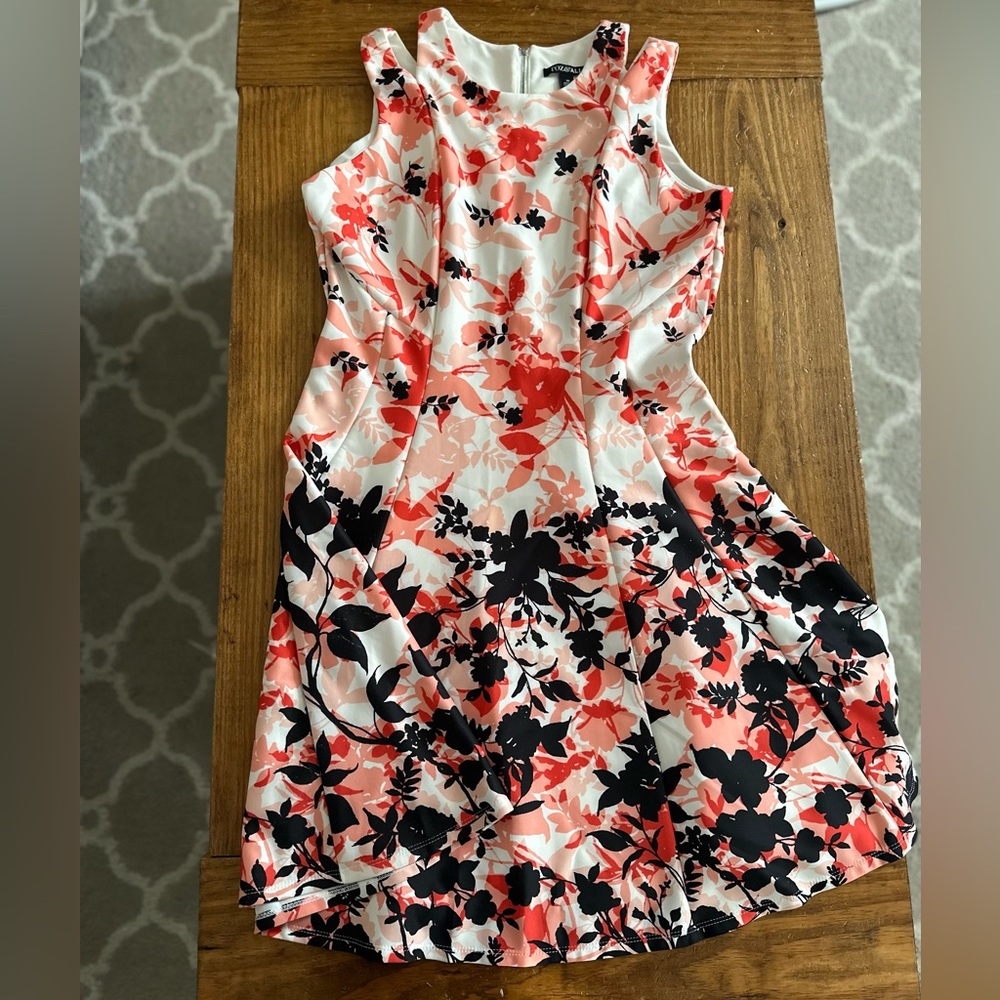 Floral, flare, sleeveless dress